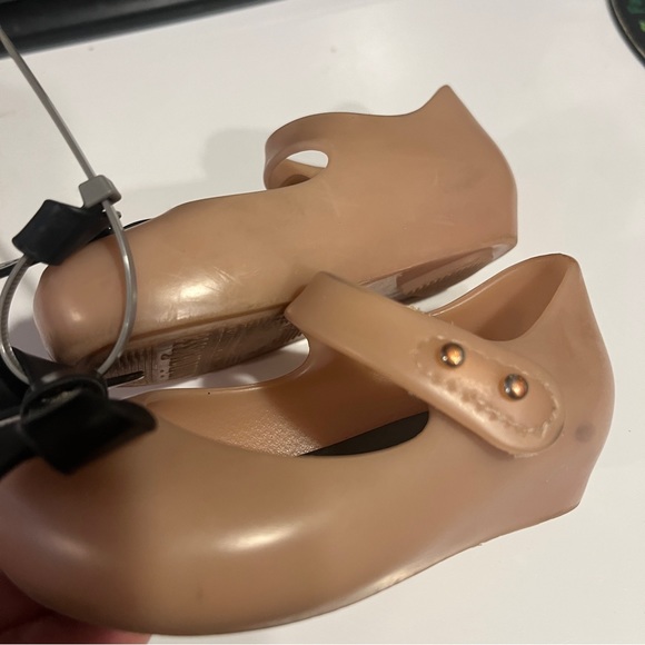 Mini Melissa Mary Jane Flats with Bow - Picture 9 of 13